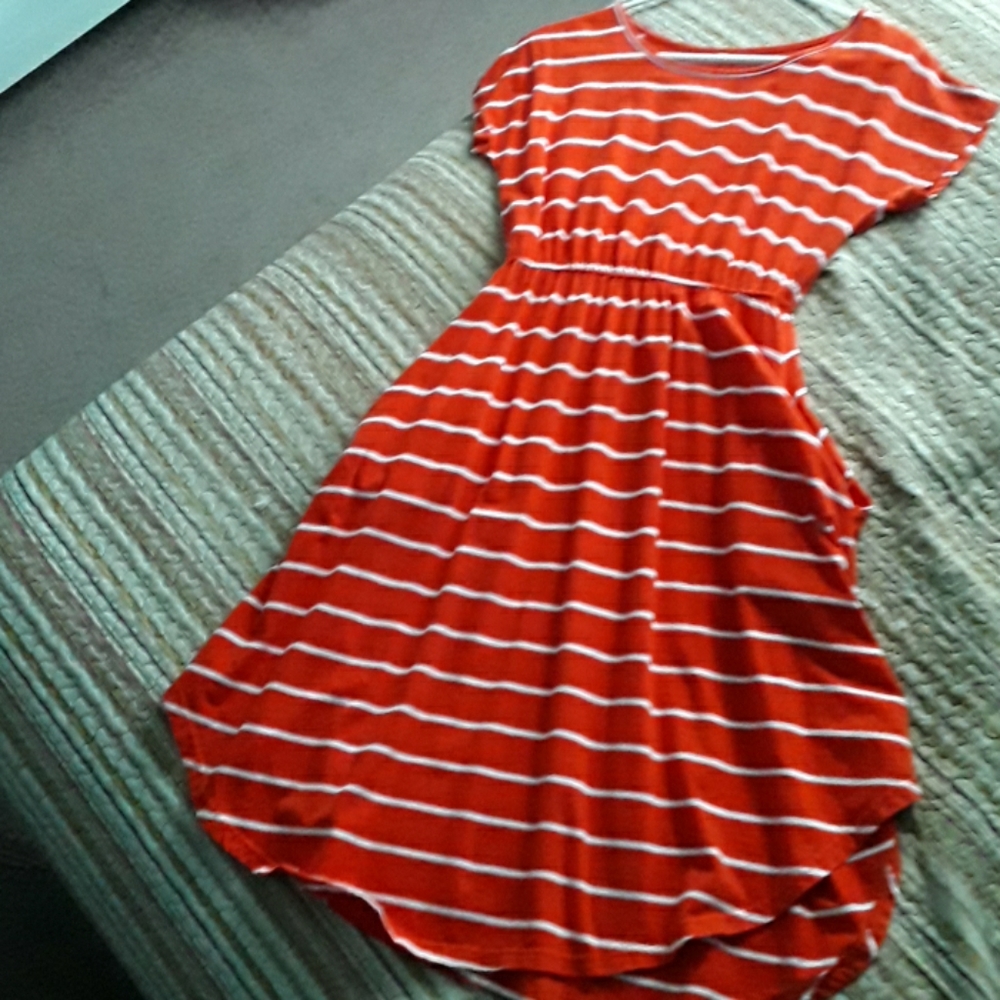 Red/orange dress